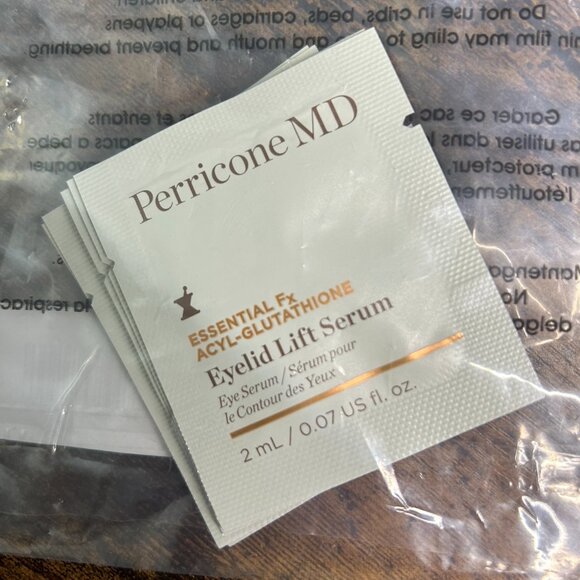 Perricone MD Essential Fx Eyelid Lift Serum Bundle | 5 pack Travel Size - Picture 4 of 6